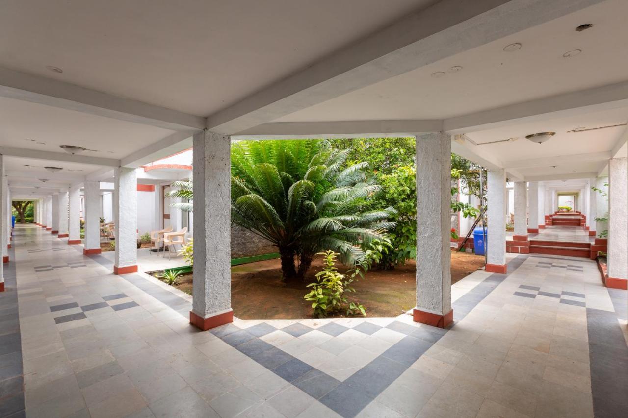 Kstdc Hotel Mayura Bhuvaneshwari Kamalapur Hampi Eksteriør bilde