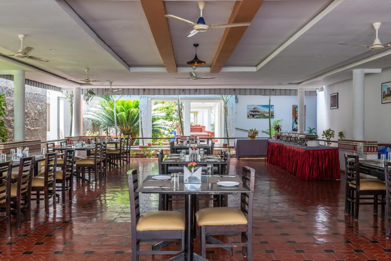 Kstdc Hotel Mayura Bhuvaneshwari Kamalapur Hampi Eksteriør bilde
