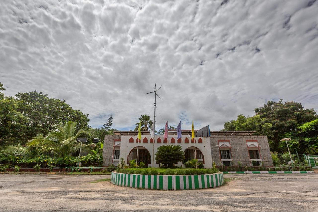Kstdc Hotel Mayura Bhuvaneshwari Kamalapur Hampi Eksteriør bilde
