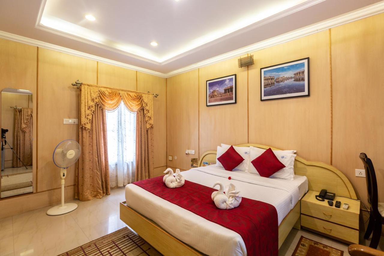 Kstdc Hotel Mayura Bhuvaneshwari Kamalapur Hampi Eksteriør bilde