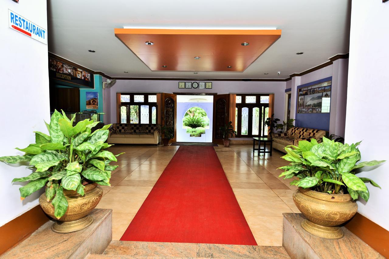 Kstdc Hotel Mayura Bhuvaneshwari Kamalapur Hampi Eksteriør bilde